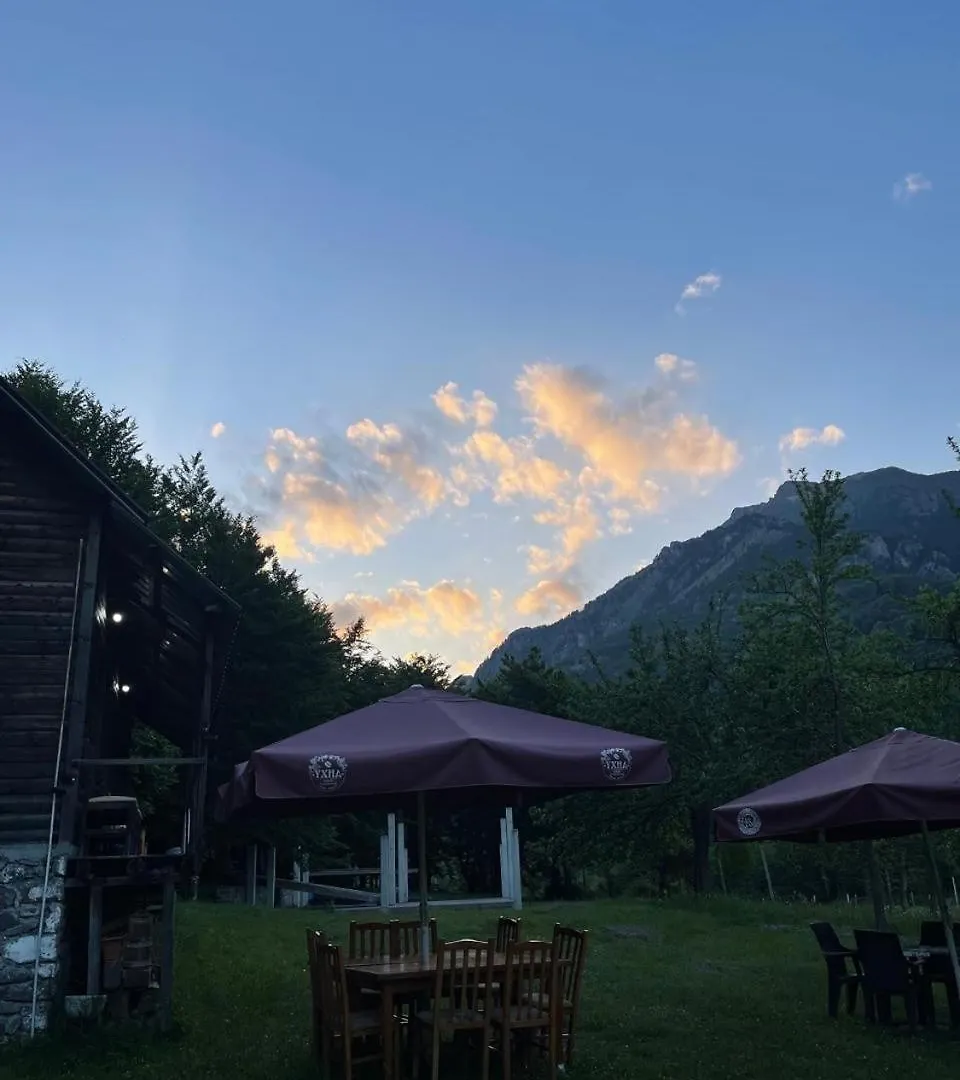 Hotel Bujtina Frati à Vermosh